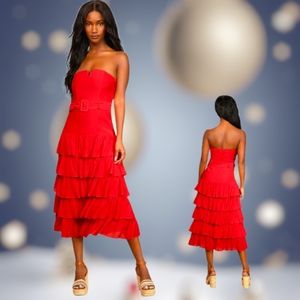 Lulu's Catch a Cruise Red Strapless Belted Tiered Midi Dress Size M